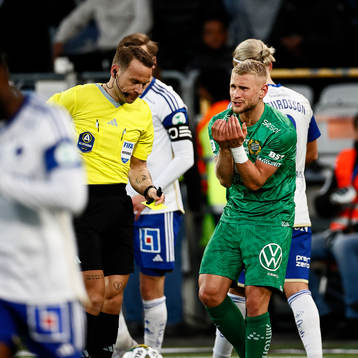Hammarbys Simon Strand deppar