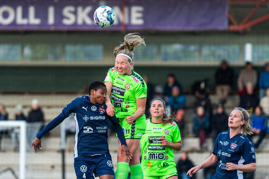 FC Rosengårds Halimatu Ibrahim Ayinde och Kristianstads