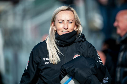 Kristianstads tränare Elisabet Gunnarsdottir innan