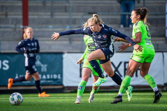 FC Rosengårds Jessica Wik mot Kristianstads Carly