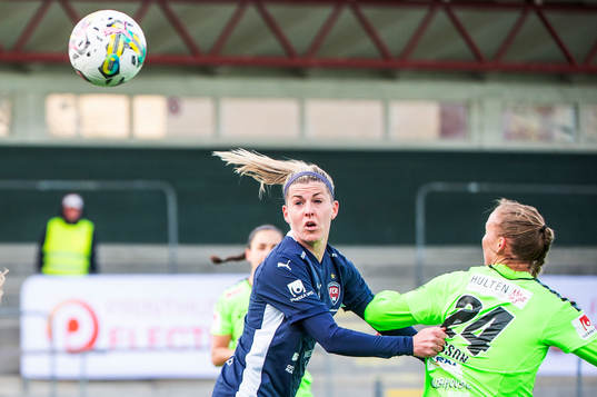 FC Rosengårds Olivia Schough mot Kristianstads Therese