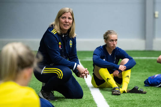 Under matchläger med F17-landslaget