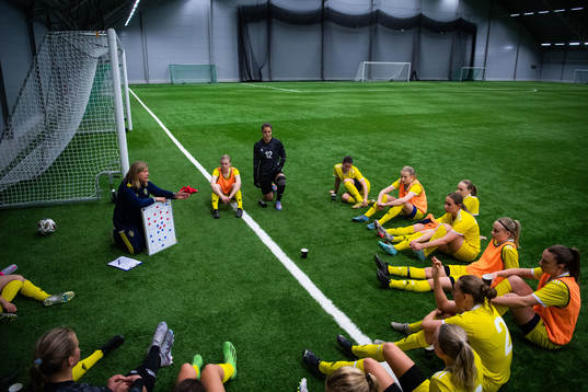 Under matchläger med F17-landslaget