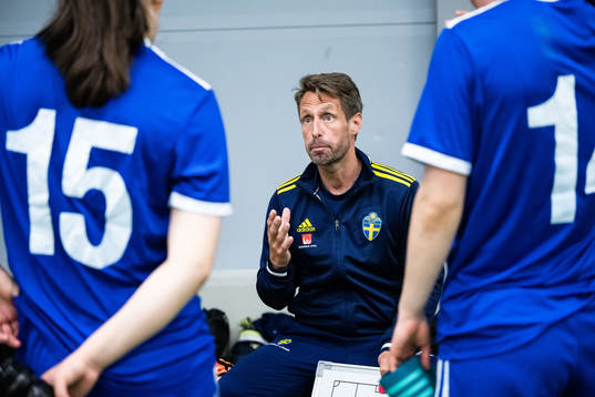 Under matchläger med F17-landslaget