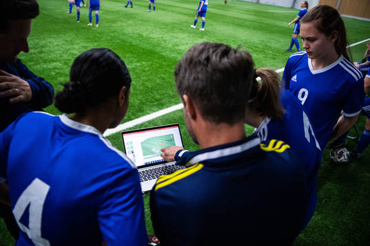 Under matchläger med F17-landslaget
