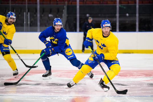 Oscar Lindberg of Sweden at a practice session