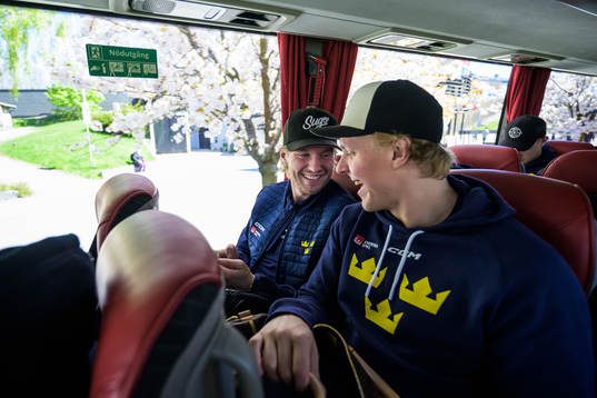 Rasmus Sandin and Fabian Zetterlund of Sweden