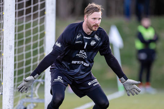 Hovshagas målvakt Victor Svensson