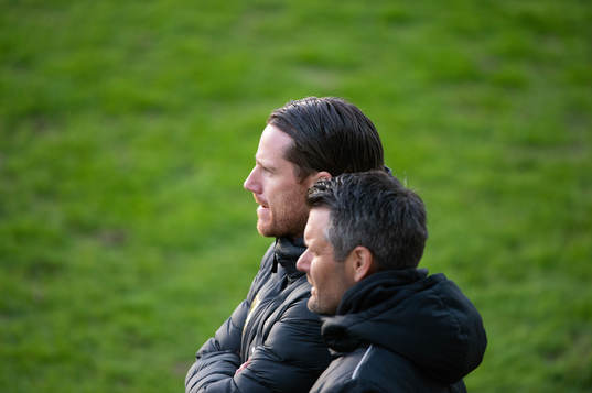 IFK Hässleholms tränare Johan Persson och Fredrik Ahlgren