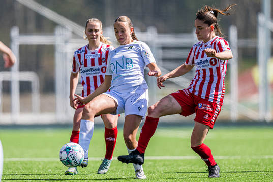Celine Elisabeth Larsen of Øvrevoll Hosle and Naina Maria