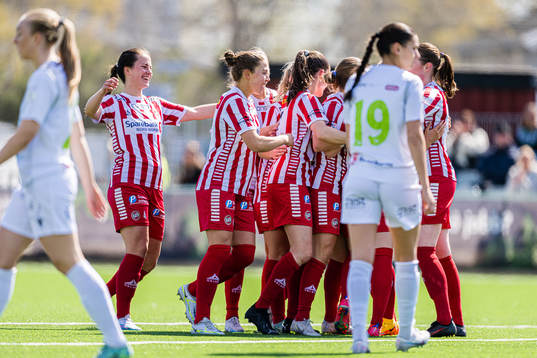 Elea Synnøve Johansen of TIL 2020 celebrates