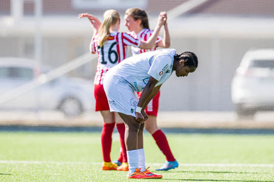 Joshualyn Favour Reeves of Øvrevoll Hosle looks dejected