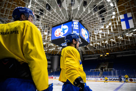 Henrik Tömmernes of Sweden at a practice session