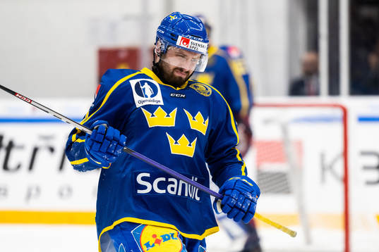 Lukas Bengtsson of Sweden in pain