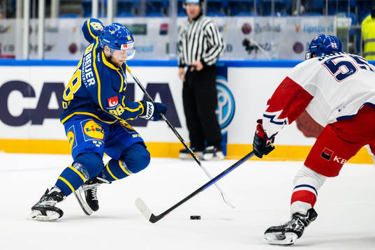 Alexander Nylander of Sweden