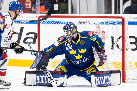 goaltender Marcus Högberg of Sweden