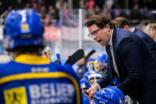 Assistant general manager Josef Boumedienne of Sweden