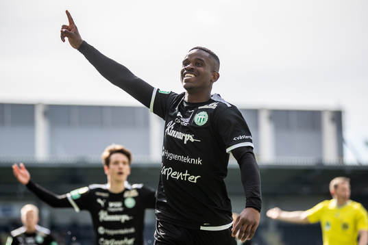 Västerås SKs Jaheem Burke jublar