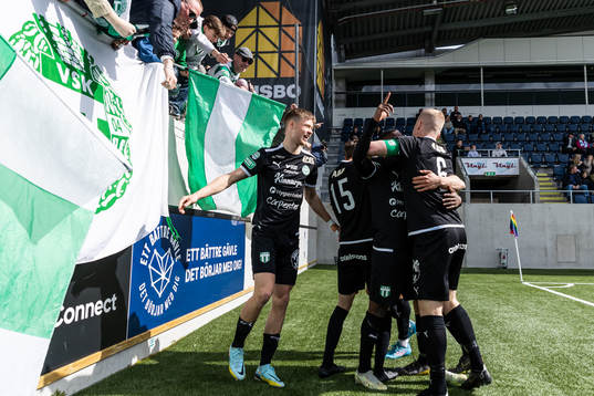 Västerås SKs Jaheem Burke jublar