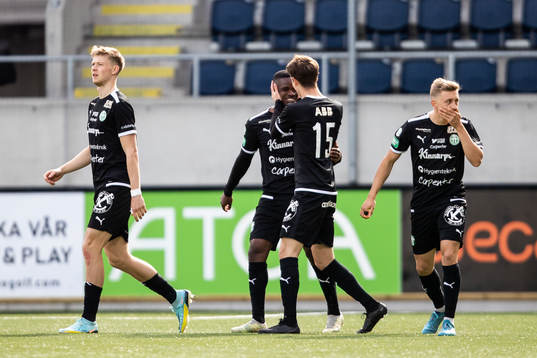 Västerås SKs Jaheem Burke jublar