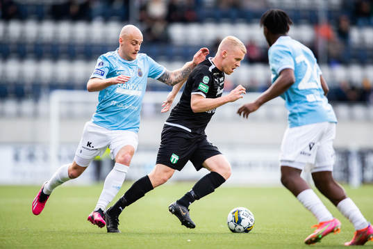 Gefles Anton Lundin och Västerås SKs Simon Johansson