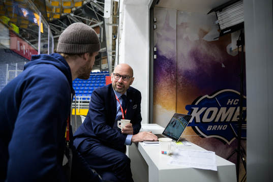 Goaltender Marcus Högberg and goaltender coach Stefan