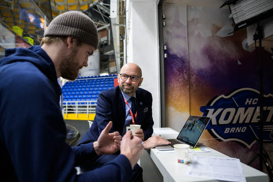 Goaltender Marcus Högberg and goaltender coach Stefan