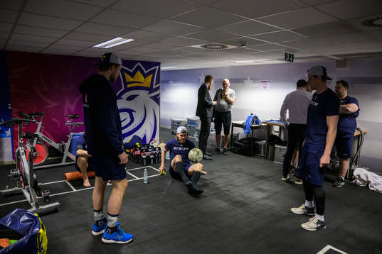 Jacob de la Rose, Linus Johansson and goaltender Lars