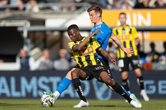 Bläddra bland fler bilder av Fotboll, Allsvenskan, Halmstad - Häcken