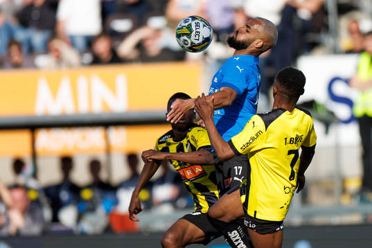 Halmstads Phil Ofosu-Ayeh