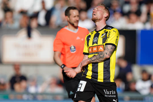 Häckens Mikkel Rygaard Jensen deppar