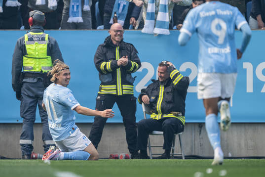 Malmö FFs Sebastian Nanasi jublar