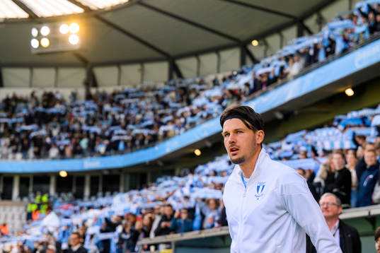 Malmö FFs Stefano Vecchia gör entre