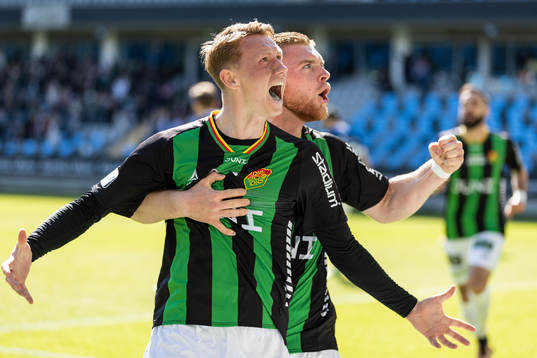 Bläddra bland fler bilder av Fotboll, Superettan, GAIS - Trelleborg