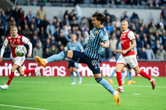 Djurgårdens Gustav Wikheim gör 3-0