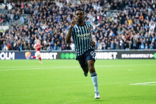 Djurgårdens Joel Asoro jublar