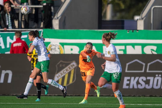 Häckens målvakt Jennifer Falk
