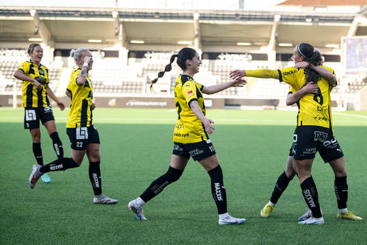 Häckens Aivi Luik , Marika Bergman Lundin, Clarissa