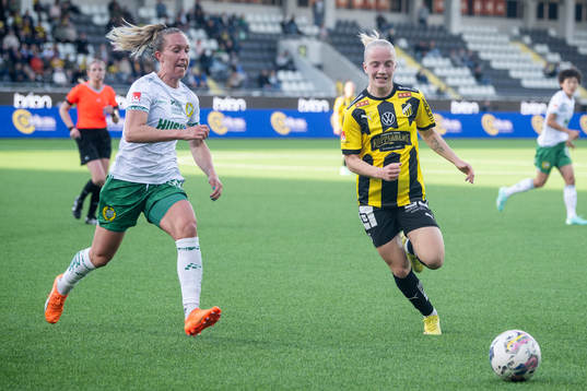 Hammarbys Julia Roddar och Häckens Anna Sandberg