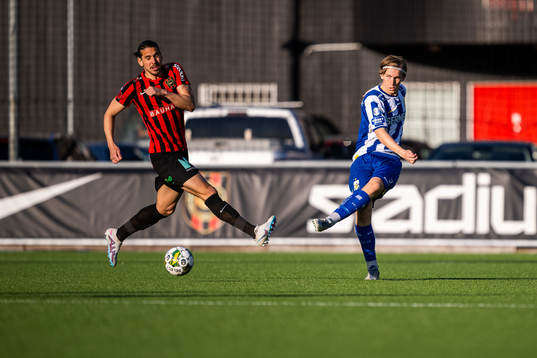 Brommapojkarnas Nikola Vasic och IFK Göteborgs Johan