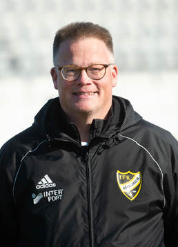 Lagbilder IFK Hässleholms ungdomslag i Hässleholm 8 maj