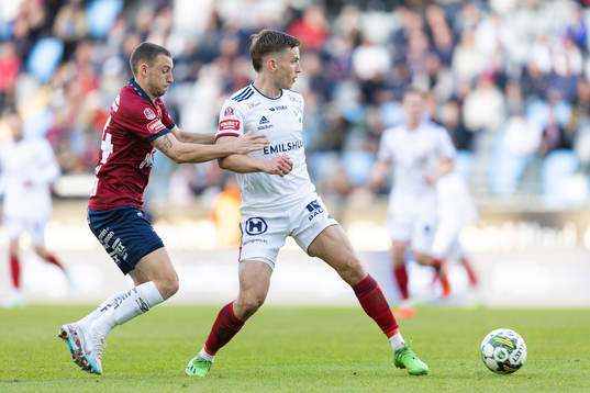 Örgrytes William Svensson och Östers Runar Thor