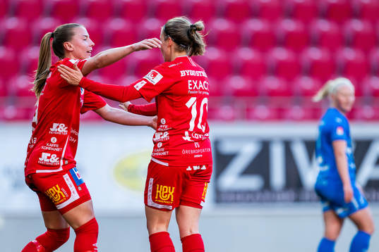 Örebros Heidi Kollanen jublar