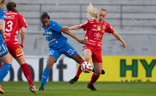 Kalmars Ronya Halleen och Örebros Michaela Kovacs