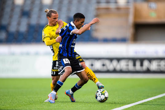 Elfsborgs Niklas Hult och Sirius Tashreeq Matthews