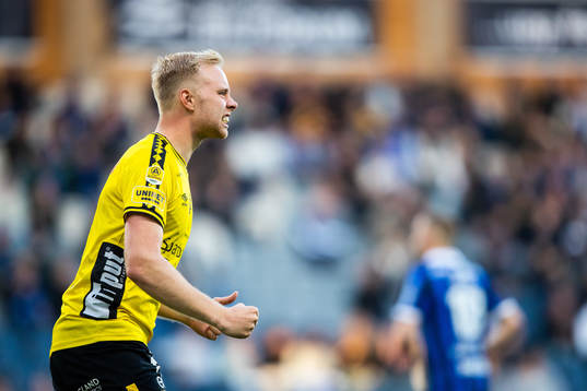 Elfsborgs Sveinn Guðjohnsen jublar