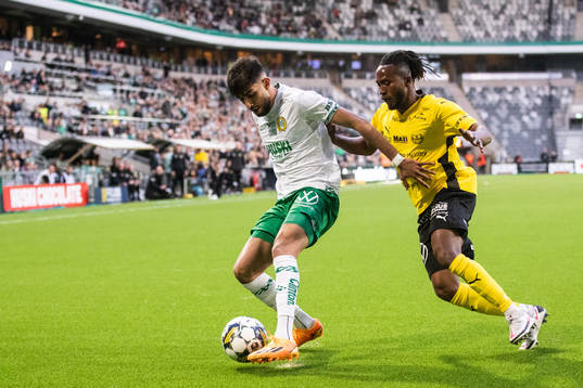 Hammarbys Montader Madjed och Mjällbys Mamudu Moro