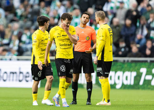Mjällbys Colin Rösler tar sig för käken
