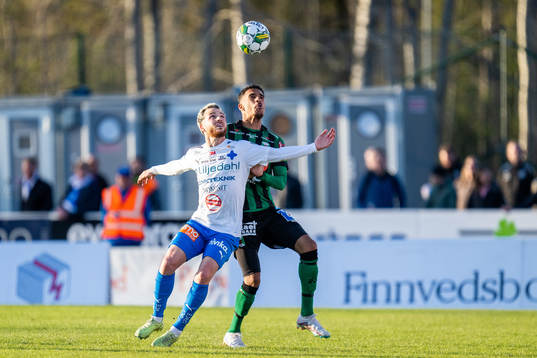 Värnamos Marco Bustos och Varbergs Eliton Pardinho Toreta