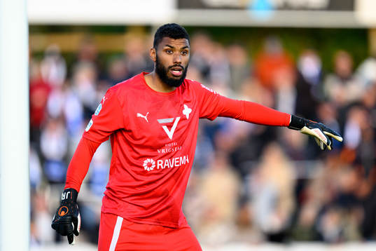 Värnamos målvakt Jonathan Ursin Rasheed